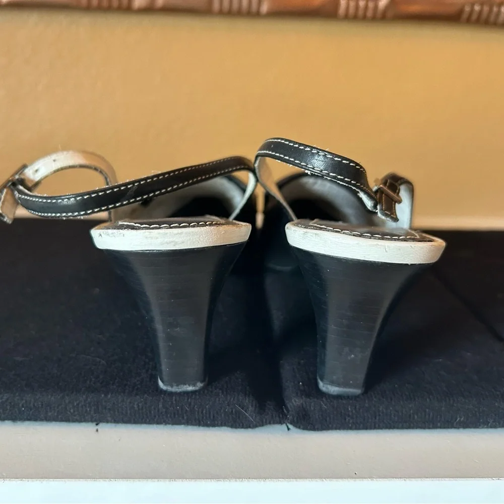 Lands End spectator pumps.  Black and White. Kitten heel, size 9.5. - Picture 4 of 11